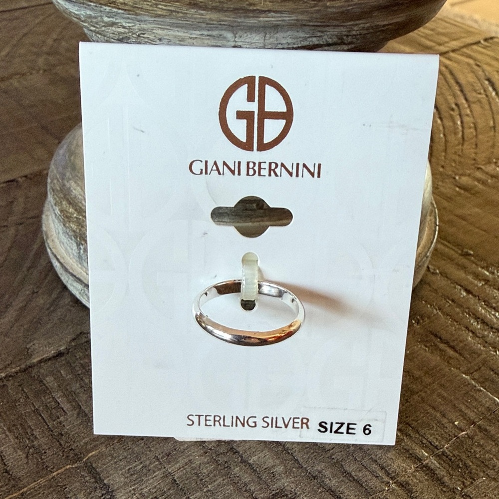 Giani Bernini Sterling Silver Band Ring - NWT!